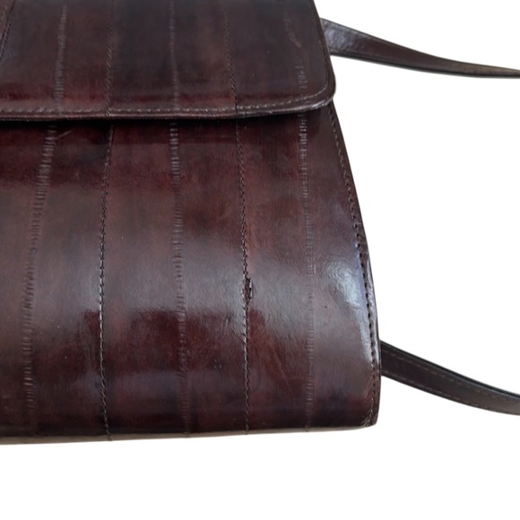 Vintage Deerskin Leather Crossbody Bag with Gold Accent - Picture 2 of 7